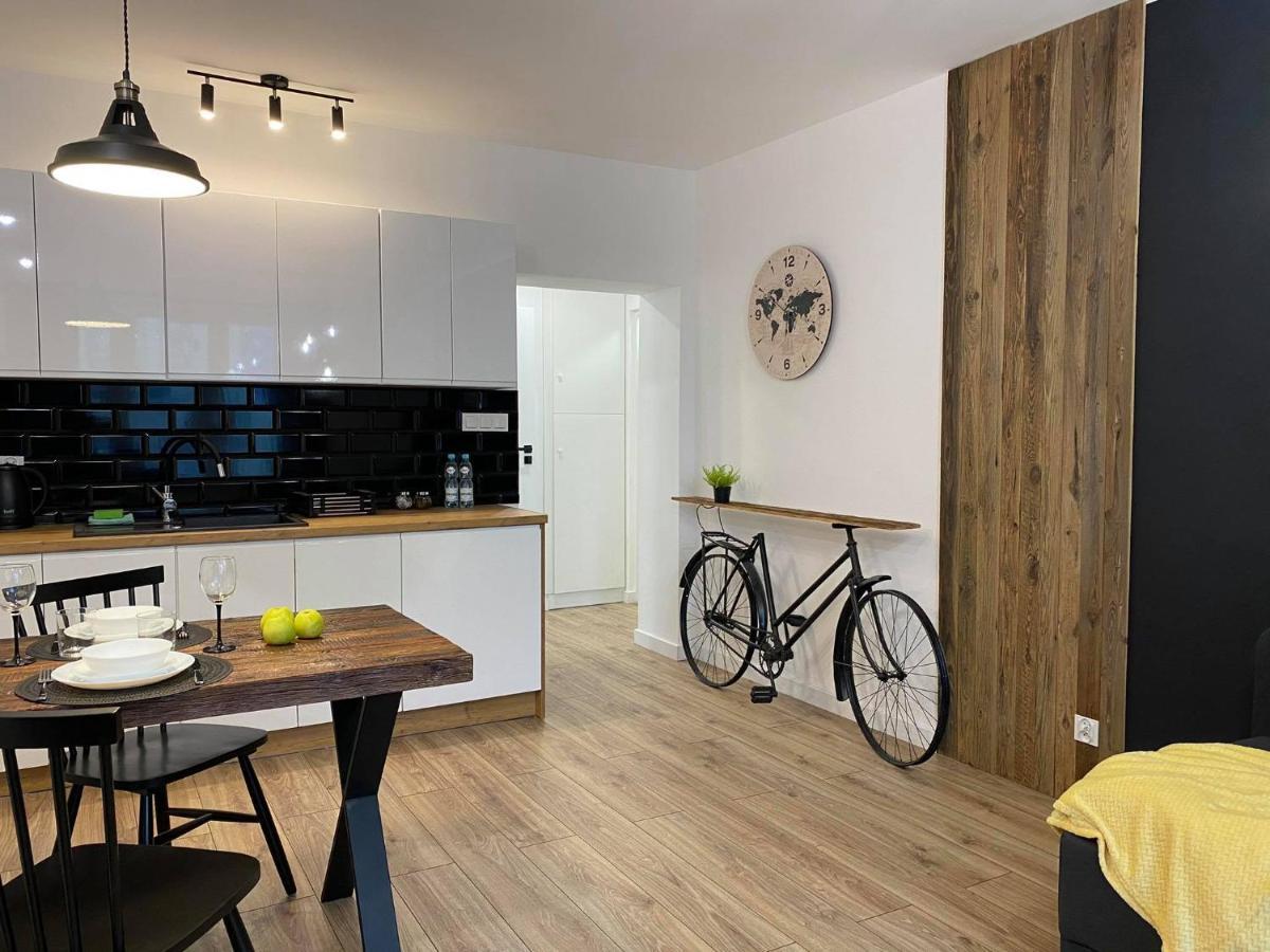 Niron Apartamenty Plac Konstytucji Pila Bagian luar foto