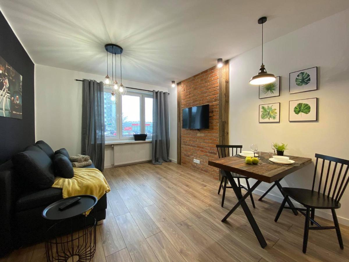 Niron Apartamenty Plac Konstytucji Pila Bagian luar foto